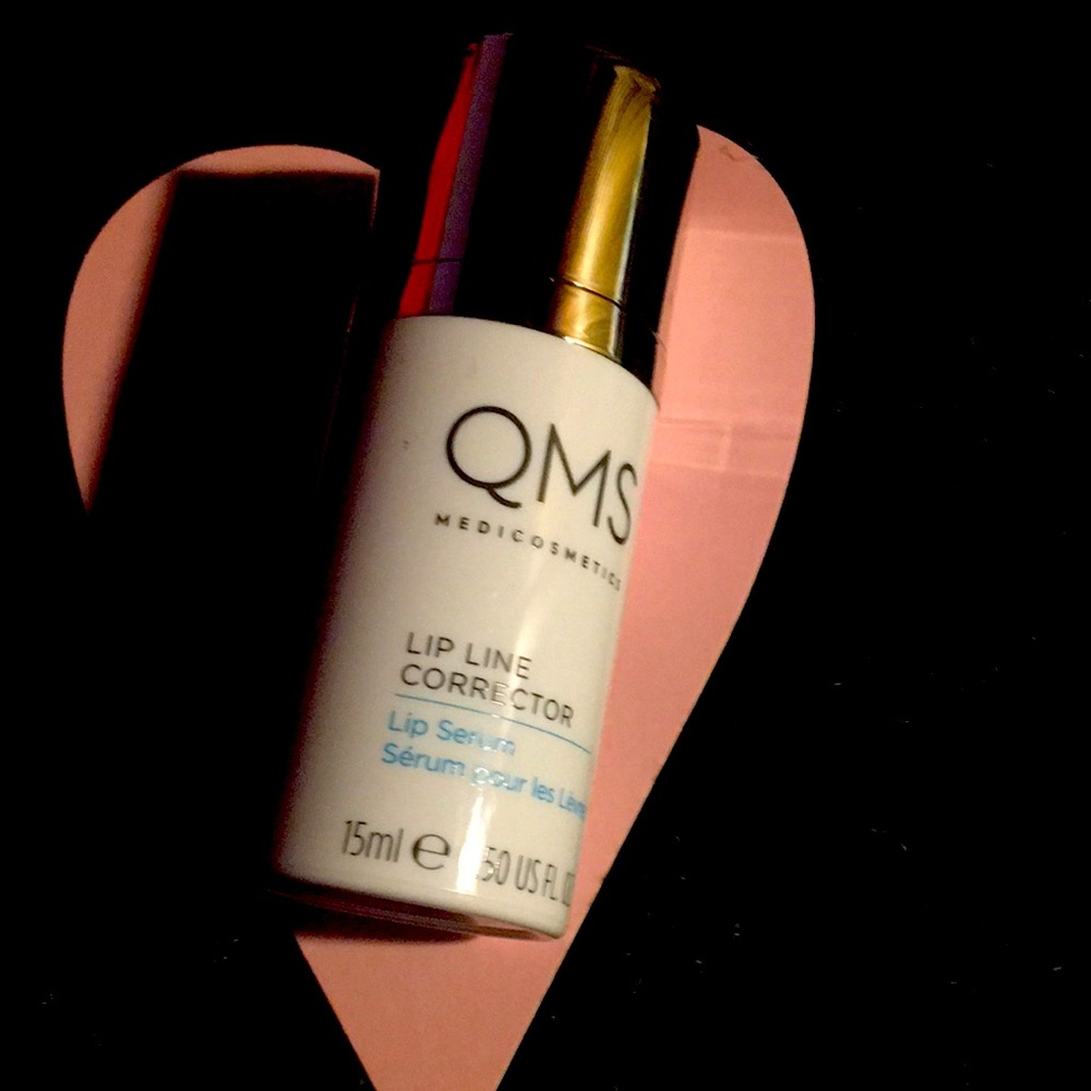 Lip line corrector
